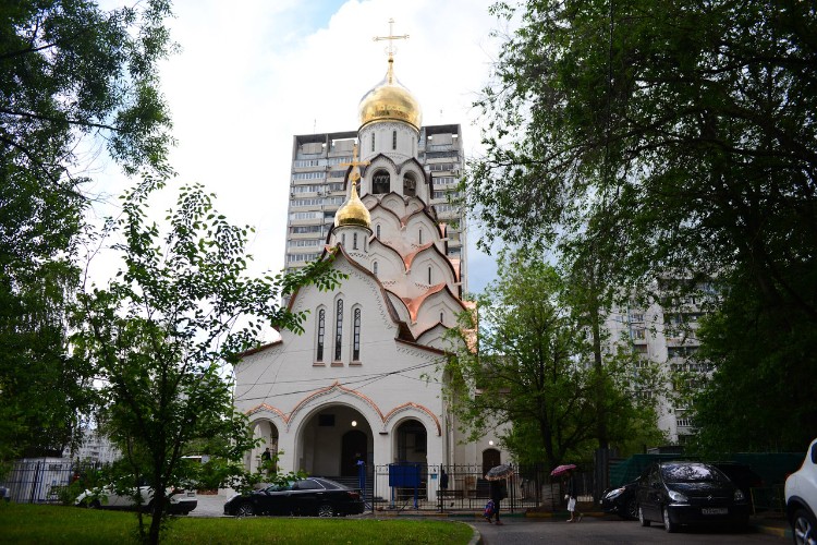 Как вести себя в храме